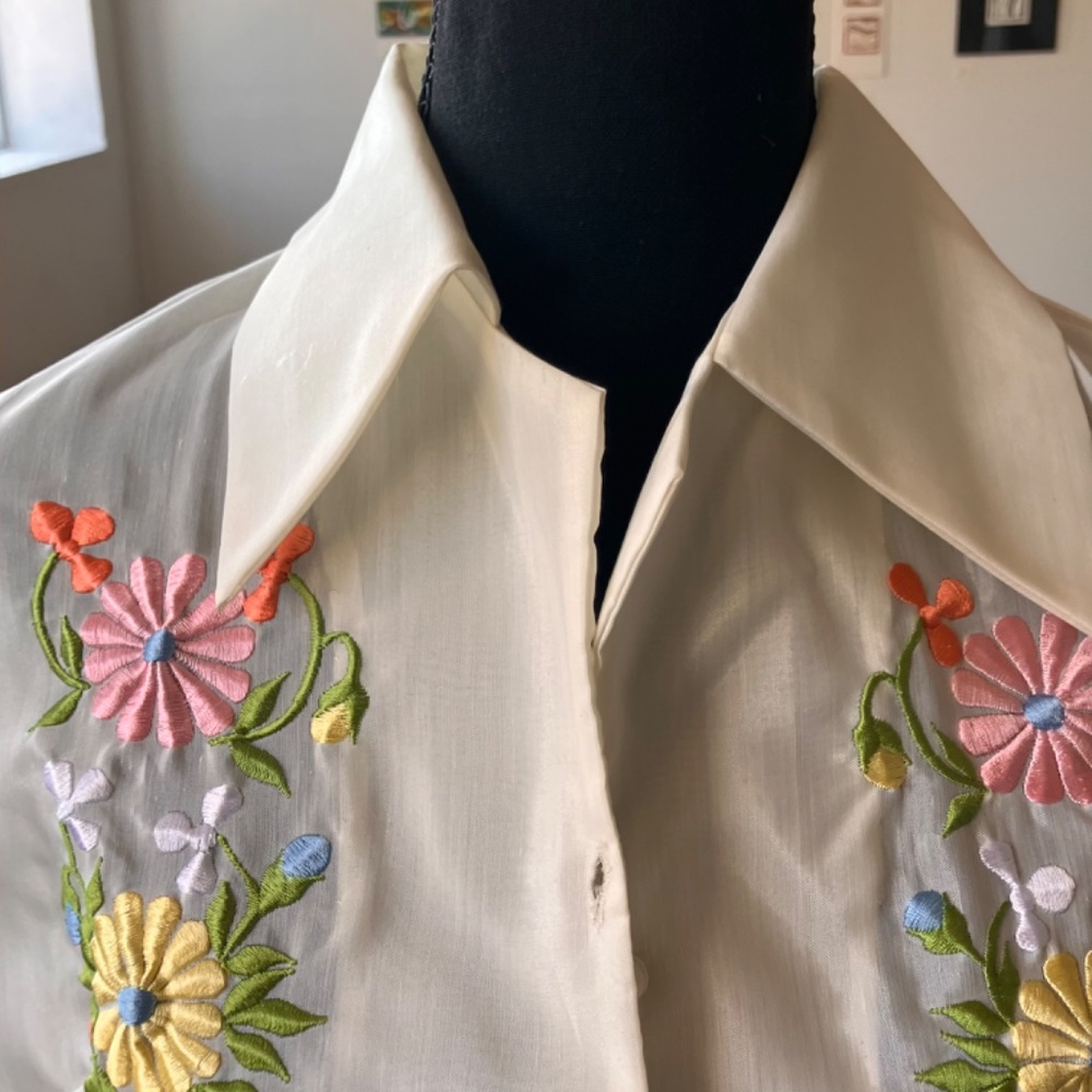 1950/60s vintage embroidered long sleeve shirt - Picture 7 of 13